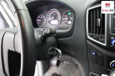 2021 - hyundai grand starex
