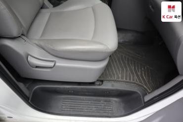 2021 - hyundai grand starex