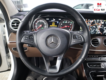 2018 - mercedes-benz e300