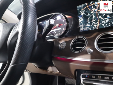 2018 - mercedes-benz e300