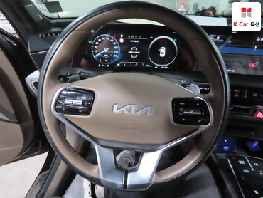 2022 - kia k8