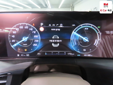2022 - kia k8