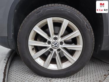 2013 - volkswagen tiguan
