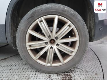 2016 - volkswagen tiguan