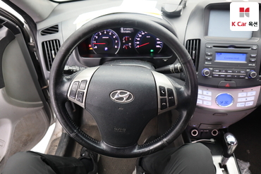 2010 - hyundai avante