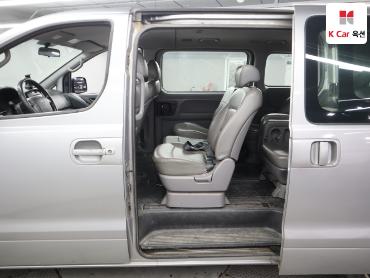 2012 - hyundai grand starex