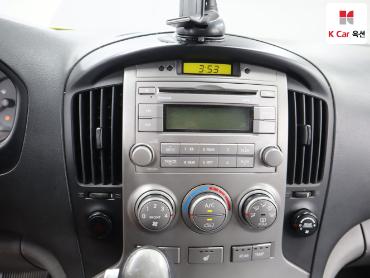 2012 - hyundai grand starex