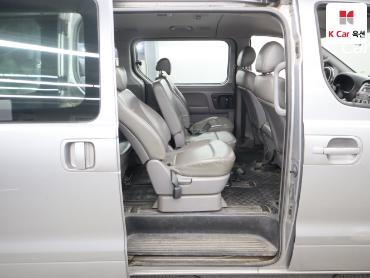 2012 - hyundai grand starex