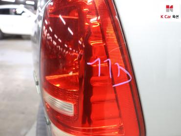 2012 - hyundai grand starex