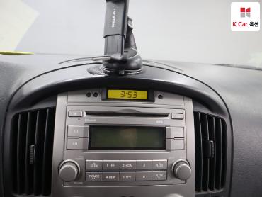 2012 - hyundai grand starex