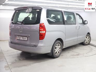 2012 - hyundai grand starex