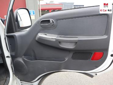 2018 - kia bongo iii