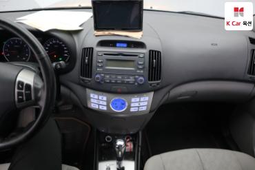2010 - hyundai avante