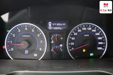 2010 - hyundai avante