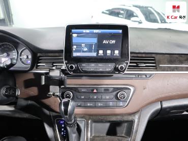 2020 - hyundai grand starex