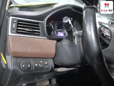 2020 - hyundai grand starex