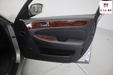2011 - hyundai bh330