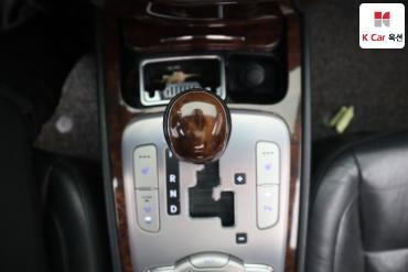 2011 - hyundai bh330