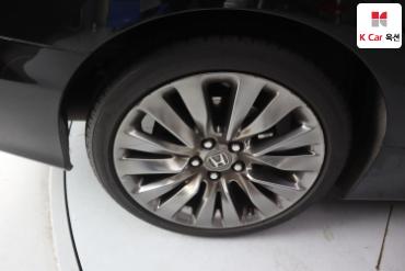 2016 - honda legend