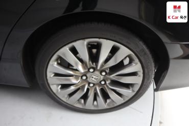 2016 - honda legend