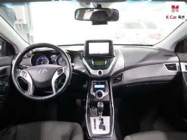 2012 - hyundai avante