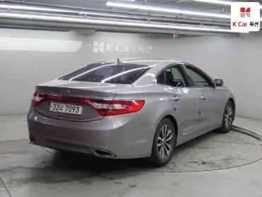 2012 - hyundai grandeur