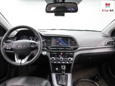 2019 - hyundai avante