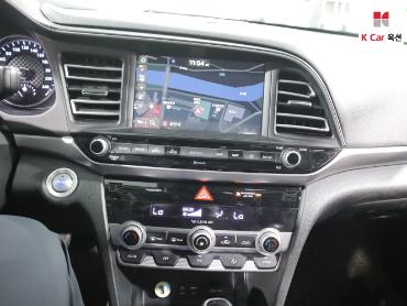 2019 - hyundai avante