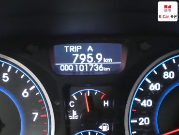 2010 - hyundai avante