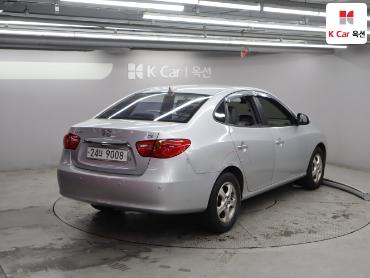 2010 - hyundai avante