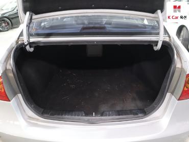 2010 - hyundai avante