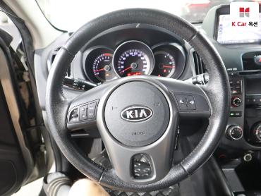 2011 - kia forte