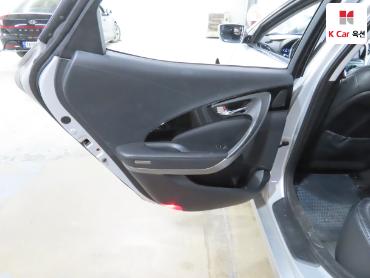 2011 - hyundai grandeur