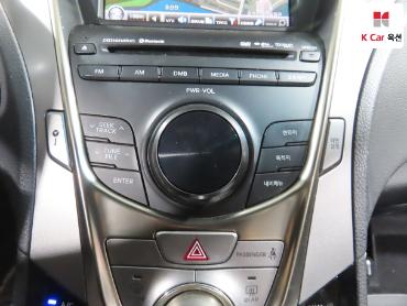 2011 - hyundai grandeur