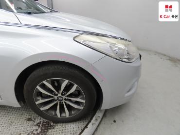 2011 - hyundai grandeur