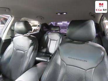2011 - hyundai grandeur