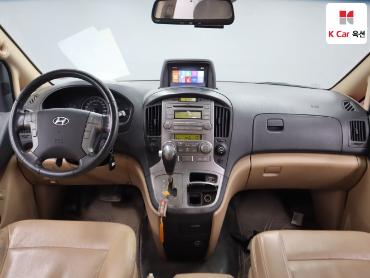 2012 - hyundai grand starex