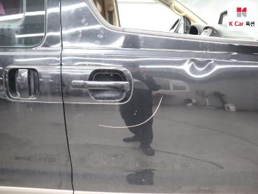 2012 - hyundai grand starex