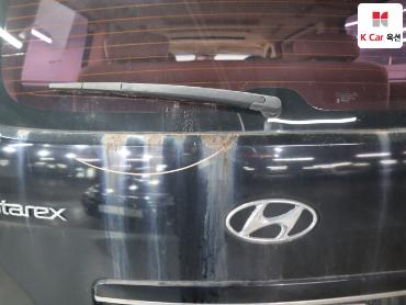 2012 - hyundai grand starex