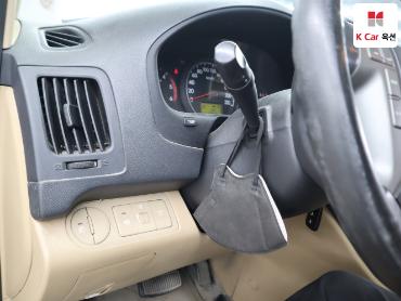 2012 - hyundai grand starex