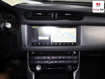 2018 - jaguar xf