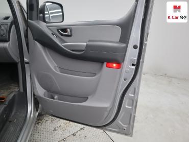 2018 - hyundai grand starex