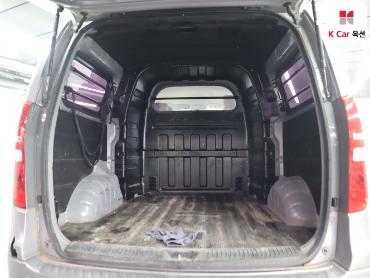 2018 - hyundai grand starex