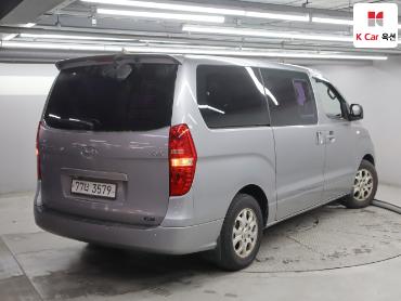 2012 - hyundai grand starex