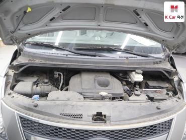 2012 - hyundai grand starex