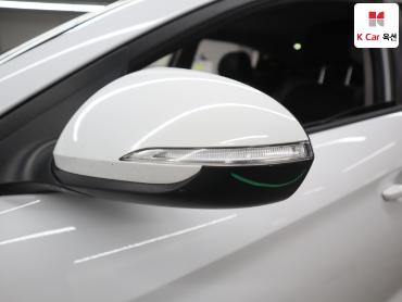 2018 - hyundai avante