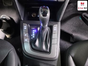 2018 - hyundai avante