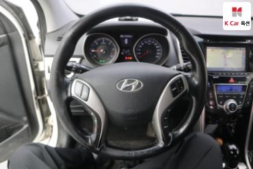 2016 - hyundai i30