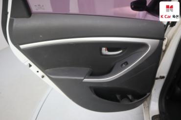 2016 - hyundai i30