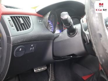 2011 - hyundai genesis coupe 380